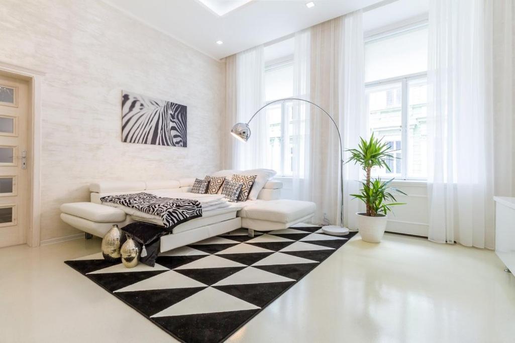 براغ Stylish Apartment 5 Minutes Walk From City Center المظهر الخارجي الصورة
