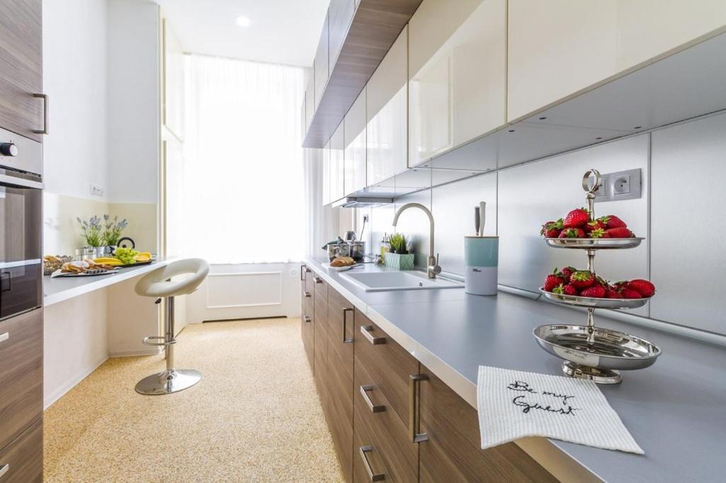 براغ Stylish Apartment 5 Minutes Walk From City Center المظهر الخارجي الصورة