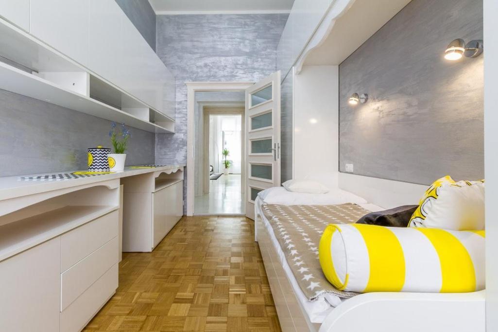 براغ Stylish Apartment 5 Minutes Walk From City Center المظهر الخارجي الصورة