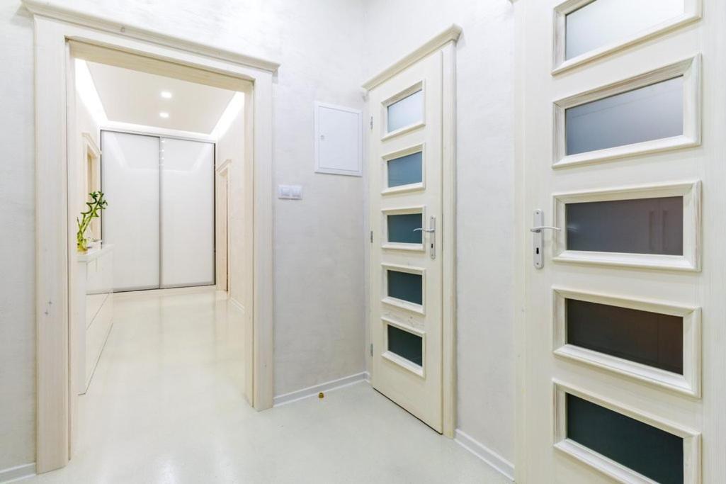 براغ Stylish Apartment 5 Minutes Walk From City Center المظهر الخارجي الصورة