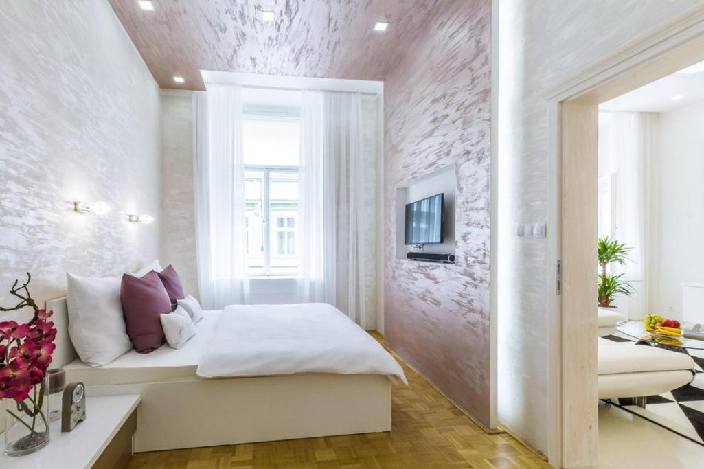 براغ Stylish Apartment 5 Minutes Walk From City Center المظهر الخارجي الصورة