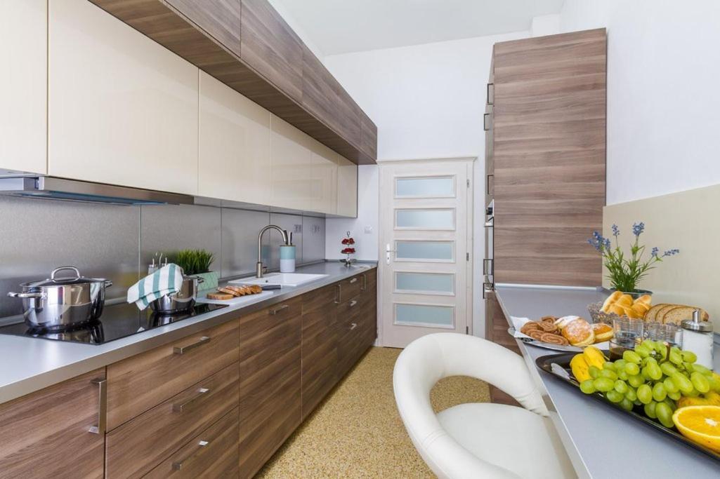 براغ Stylish Apartment 5 Minutes Walk From City Center المظهر الخارجي الصورة