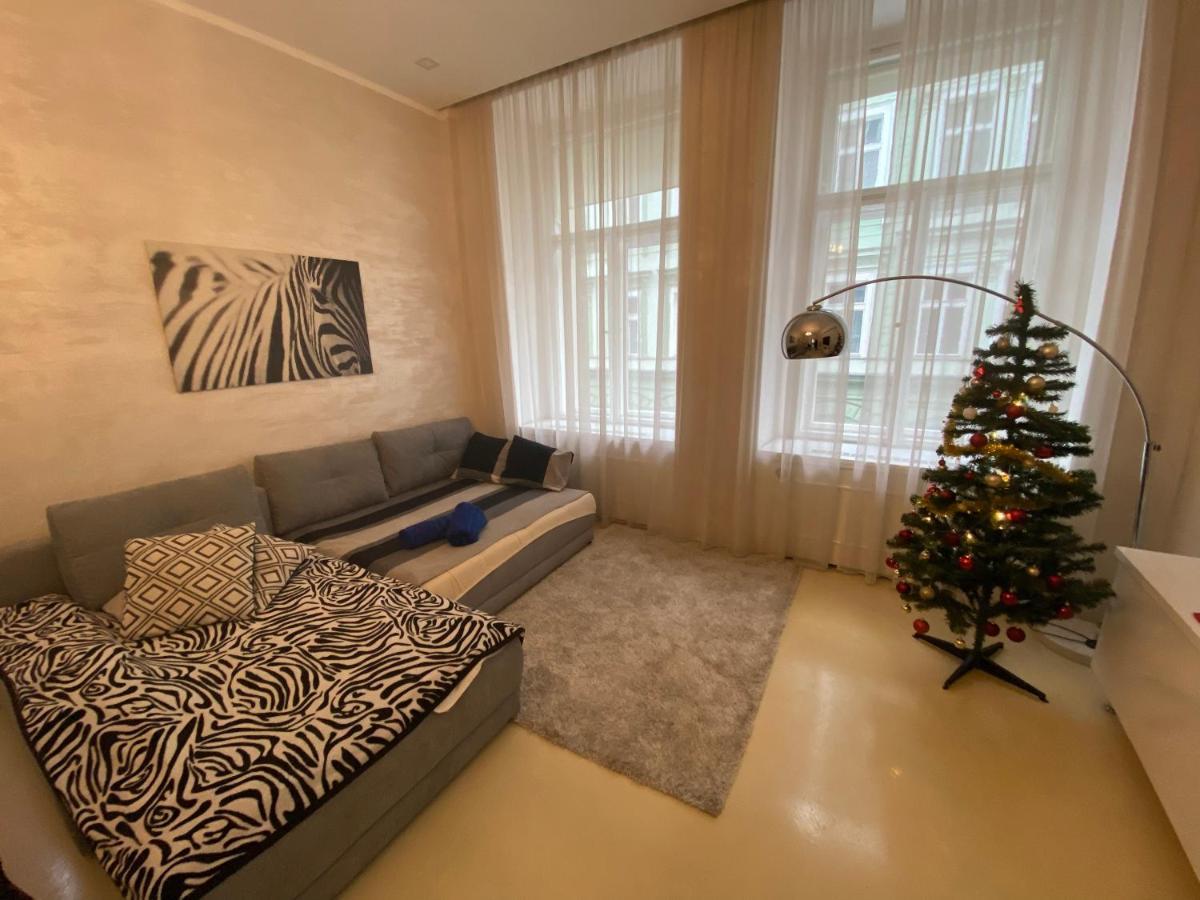 براغ Stylish Apartment 5 Minutes Walk From City Center المظهر الخارجي الصورة